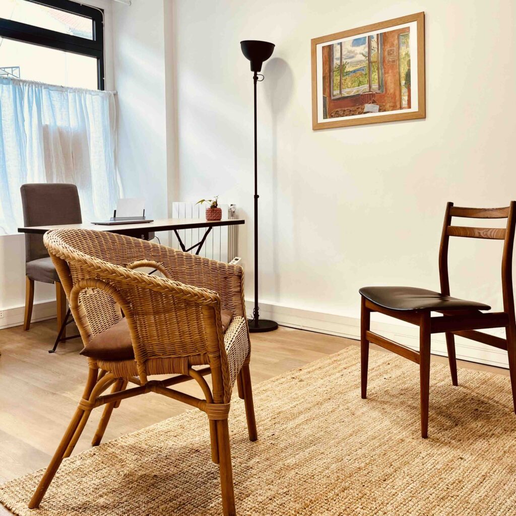 Intérieur cabinet d'hypnose à Montrouge